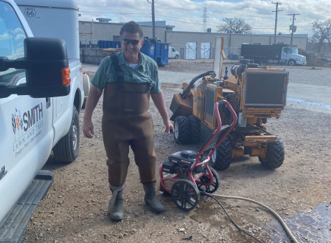 Smith Lawn and Tree team at a community volunteer event